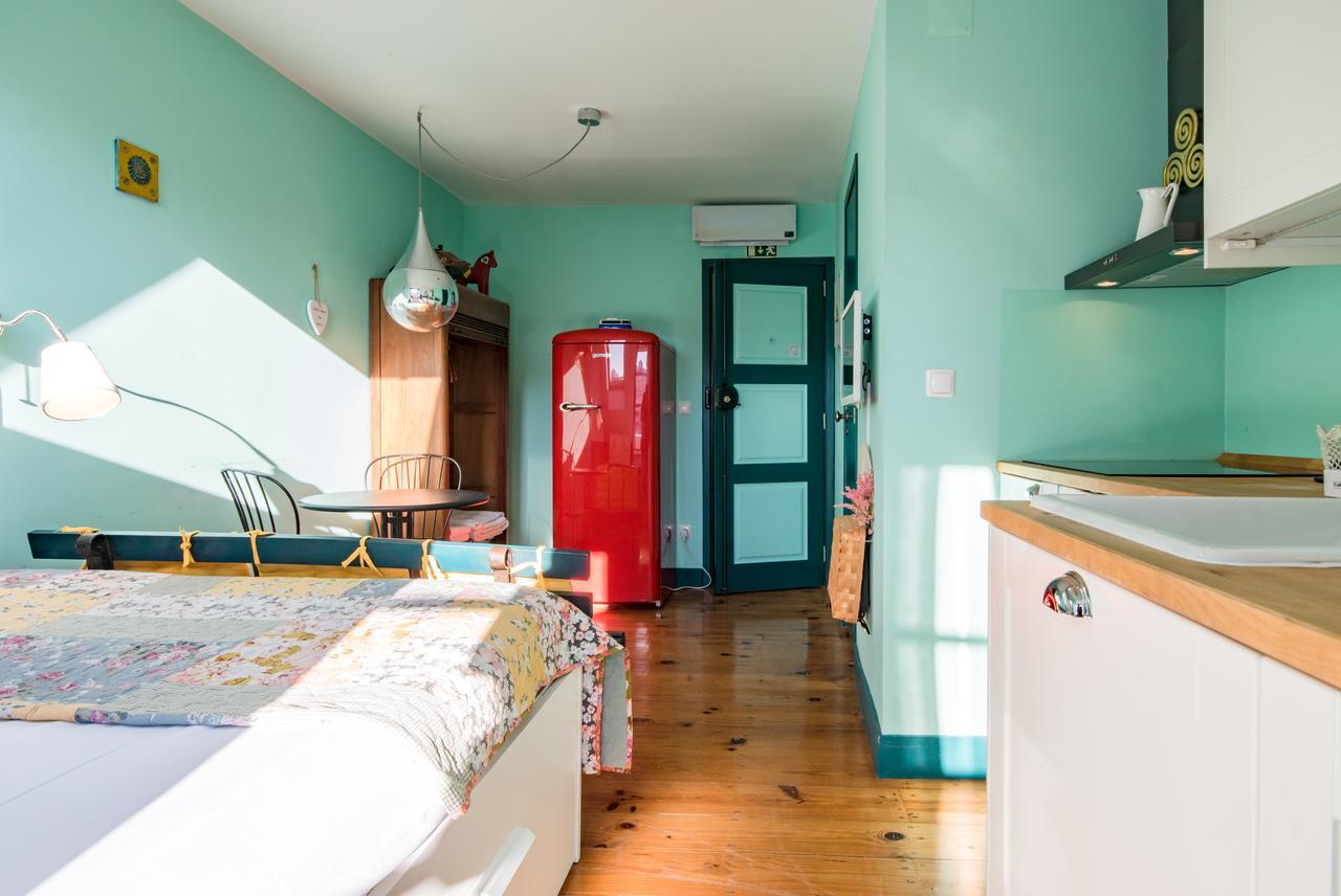 Charming Apartments In The Heart Of Lisbon Exterior photo